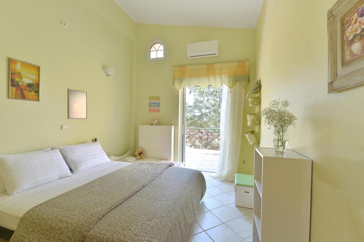Domelia's Luxury Near Airport & Apartment Artemida (Attica)
