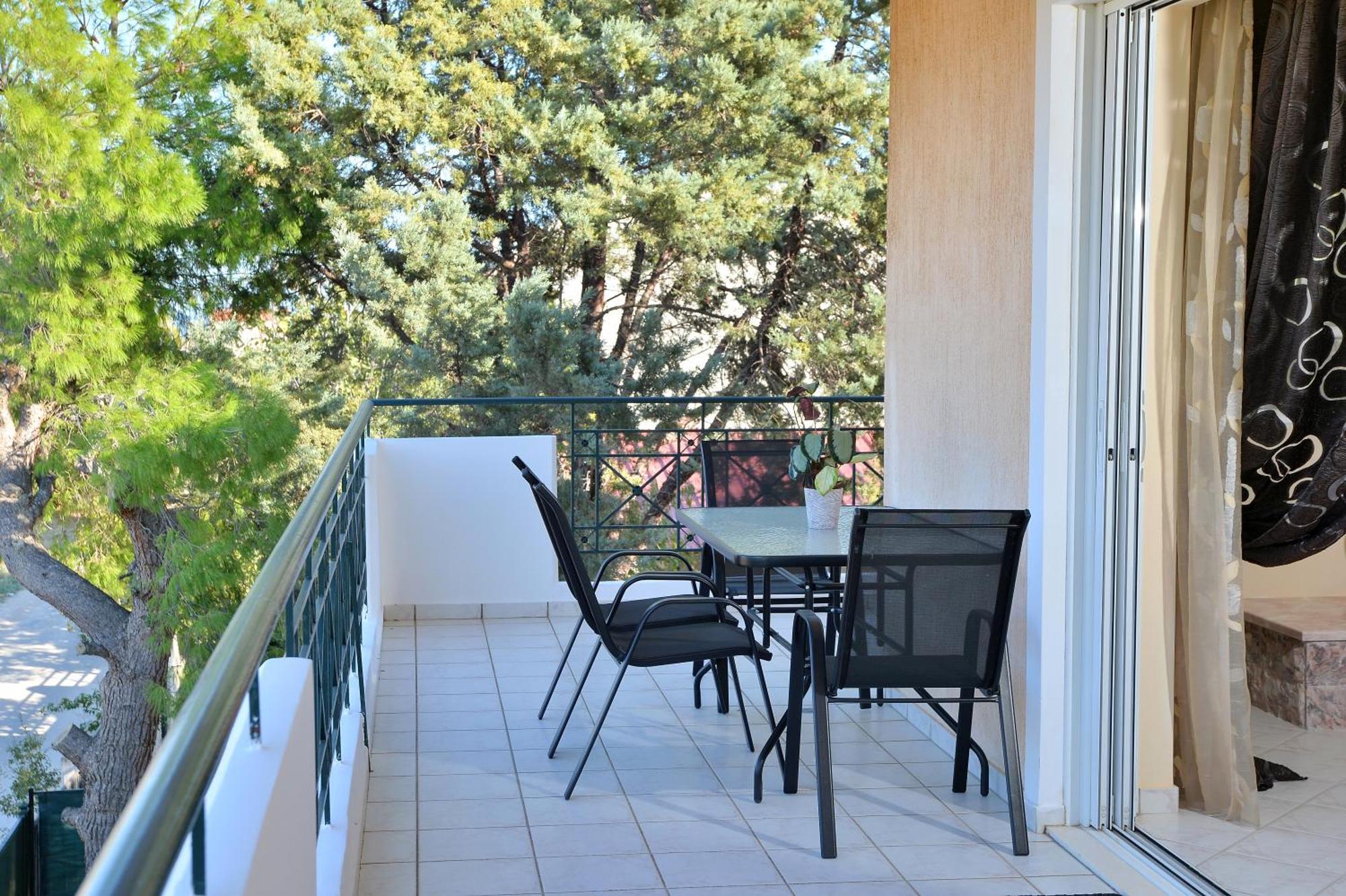 Apartment Domelia's Luxury Near Airport & Artemida (Attica)