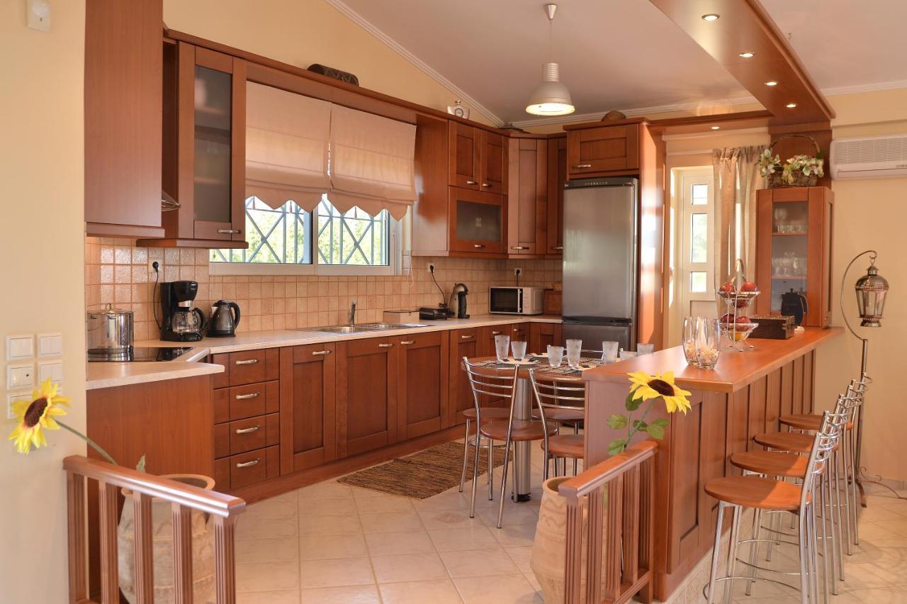 Domelia's Luxury Near Airport & Apartment