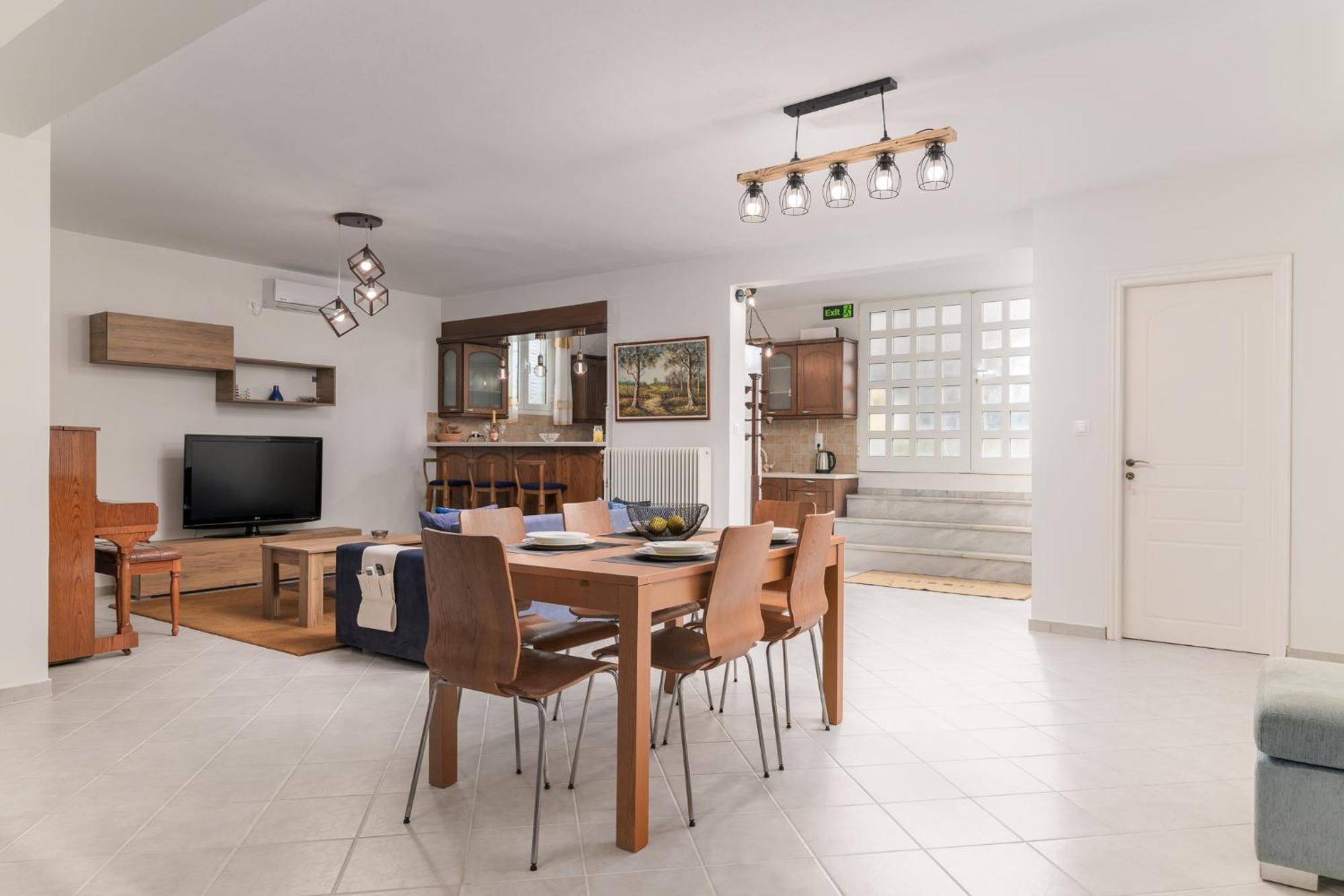 Apartment Domelia's Luxury Near Airport &